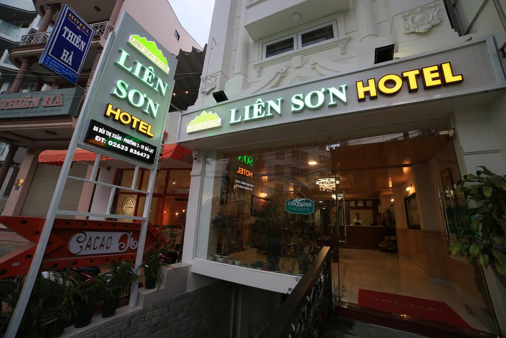 Khách sạn Liên Sơn Hotel